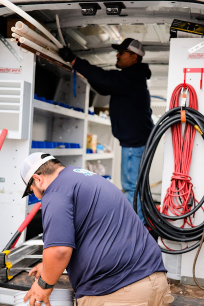 Negocio Blue Ribbon Cooling, Heating, Plumbing, & Electrical