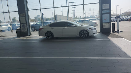 Negocio Downey Nissan Service Center
