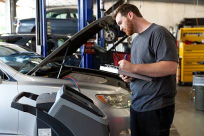 Negocio Woodard's Automotive Maintenance & Repair Center